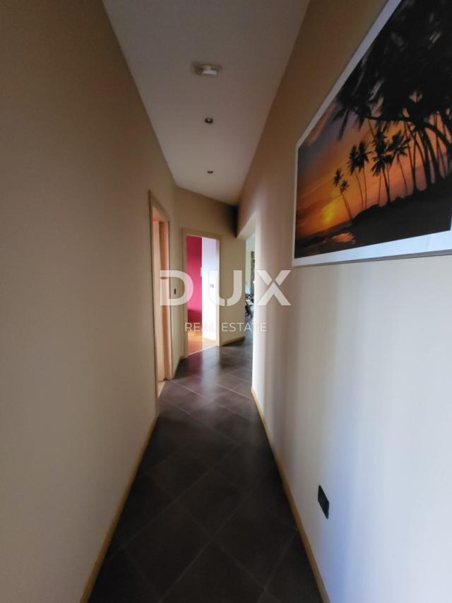 PRIVLAKA, ZADAR – EXKLUSIVE GELEGENHEIT – Wohnung in der 1. Reihe zum Meer!