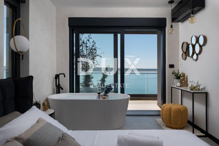ZADAR, STARIGRAD - Luksuzna vila 100 m od mora
