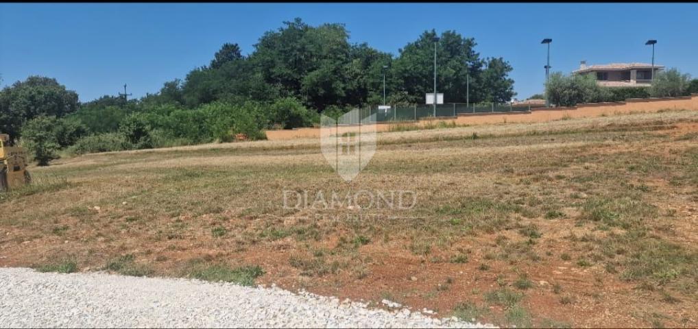 Građevinsko zemljište 961m² u Vižinadi – idealno za vilu ili obiteljsku kuću