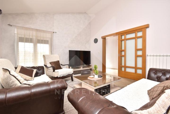 Izdavanje, Dvosoban stan, Podgorica, Zagorič, 84m2