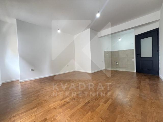 Izdavanje, Jednosoban stan, Podgorica, Zagorič, 45m2