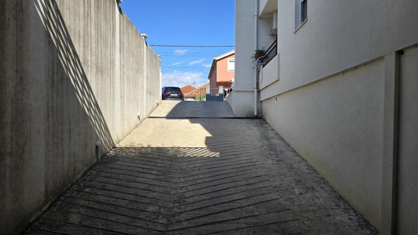 Jednosoban namješten stan, 45m2, Tološi, Podgorica