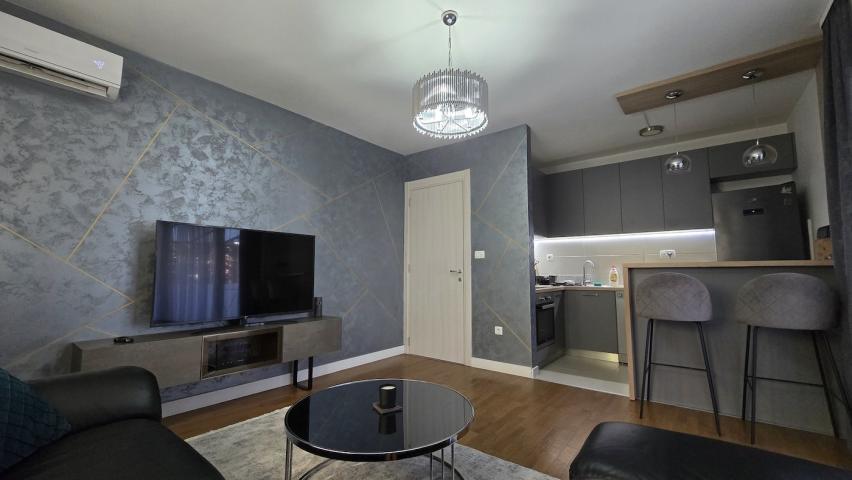 Jednosoban namješten stan, 45m2, Tološi, Podgorica