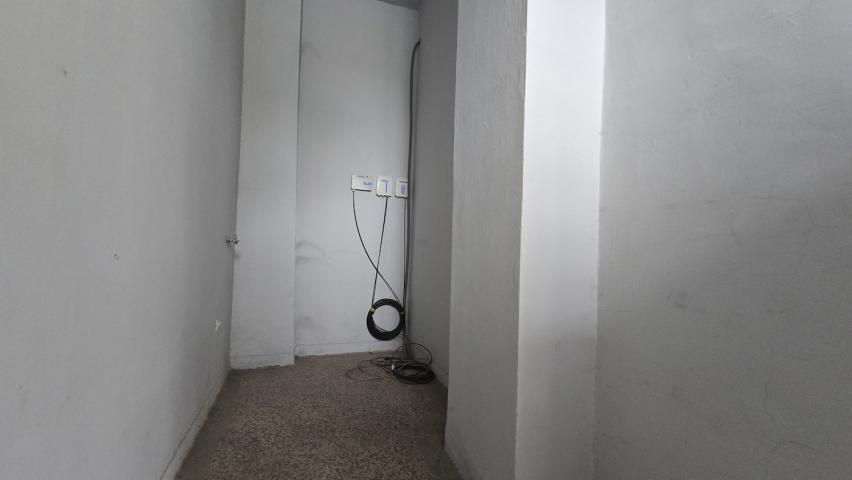 Poslovni prostor, 13m2, Preko Morače, Podgorica