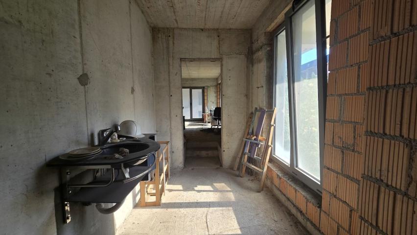 Poslovni prostor, 62m2, 1. maj, Podgorica