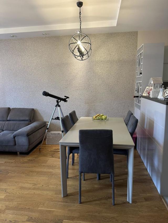 Dvosoban lijepo opremljen stan, 64m2, City kvart, Podgorica