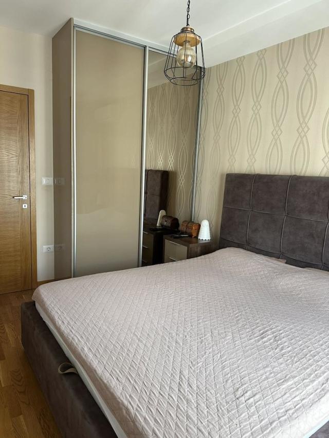 Dvosoban lijepo opremljen stan, 64m2, City kvart, Podgorica