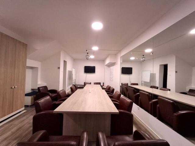 Poslovni prostor, 100m2, Preko Morače, Podgorica