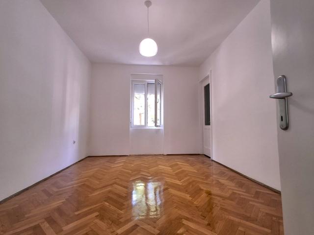 Jednosoban stan, 60m2, Centar, Podgorica