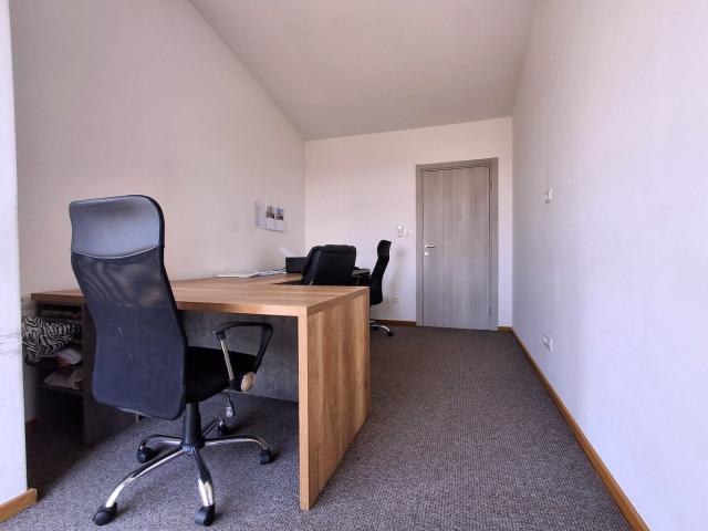 Četvorosoban namješten dupleks, 160m2, Stari aerodrom, Podgorica
