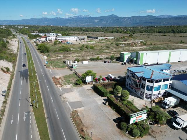 Poslovni objekat, 900m2, Mareza, Podgorica
