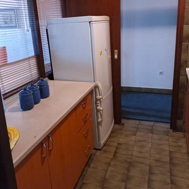 Dvosoban namješten stan, 76m2, Blok 5, Podgorica