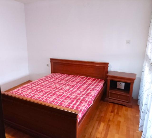 Dvosoban namješten stan, 76m2, Blok 5, Podgorica