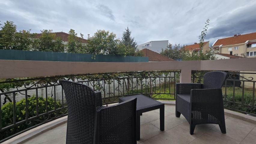 Namještena kuća, 180m2, Tološi, Podgorica