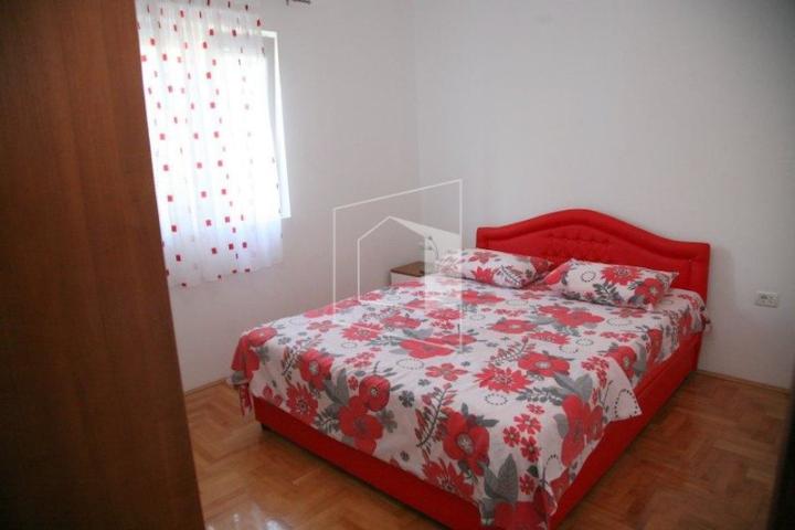Vila, 560m2, Tivat
