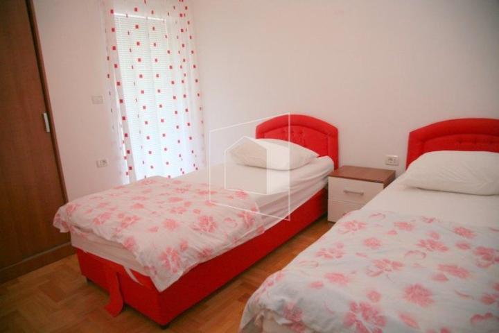 Vila, 560m2, Tivat