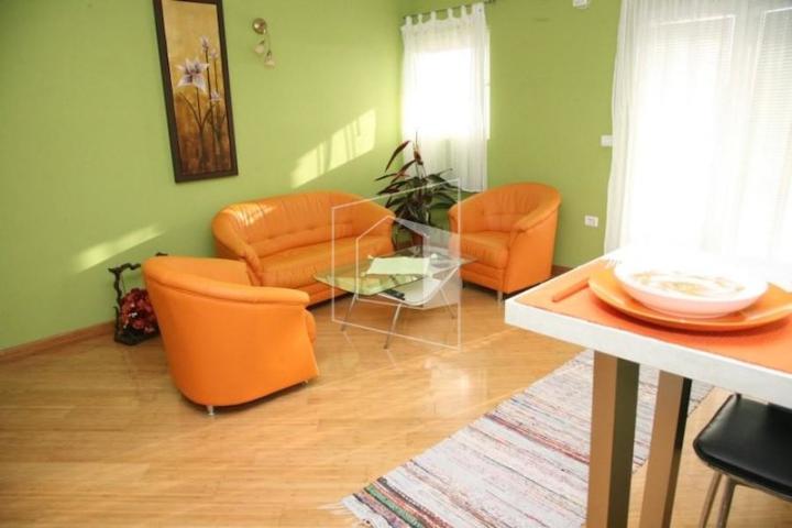 Vila, 560m2, Tivat