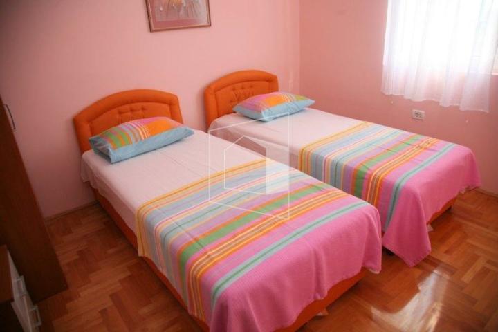 Vila, 560m2, Tivat