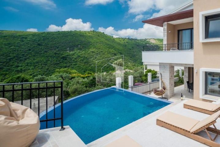 Vila, 170m2, Ivanovići, Budva