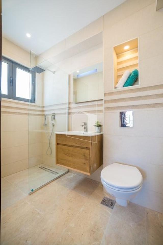 Vila, 170m2, Ivanovići, Budva