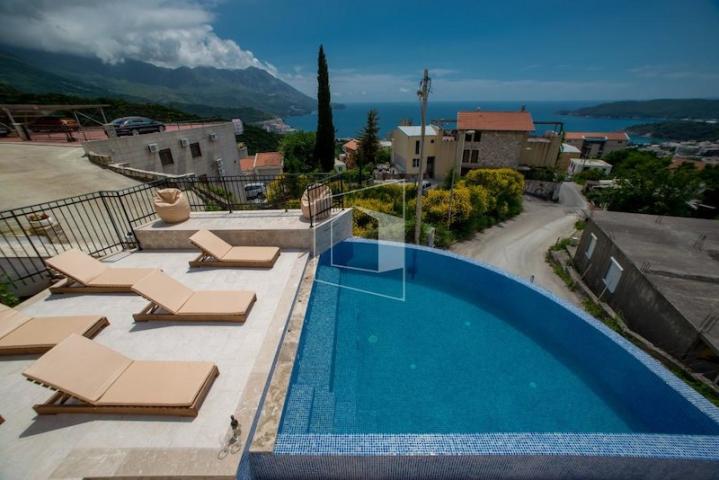 Vila, 170m2, Ivanovići, Budva