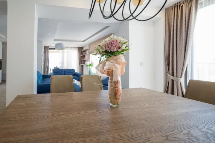 Vila, 170m2, Ivanovići, Budva