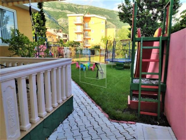 Kuća, 220m2, Sutomore, Bar