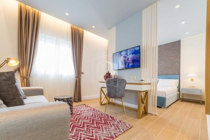 Hotel, 320m2, Velji Vinogradi, Budva