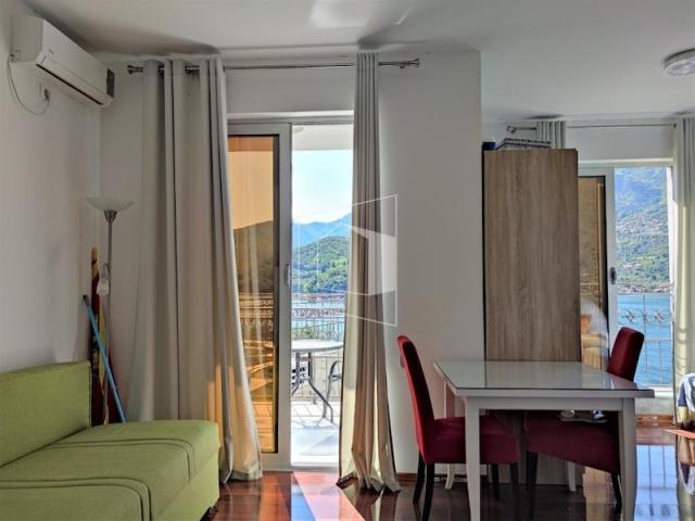 Dvosoban namješten stan, 87 m2, Lepetani, Tivat