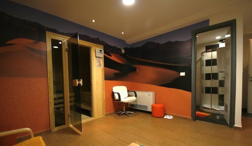 Poslovni prostor, 327m2, Blok 5, Podgorica
