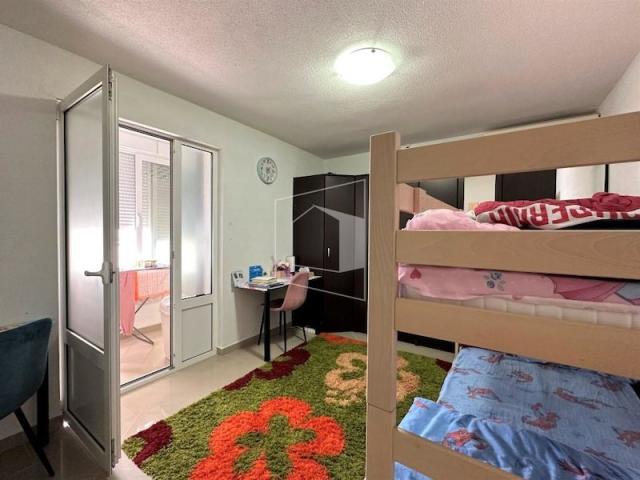 Dvosoban namješten stan, 75m2, Orjenski bataljon, Herceg Novi