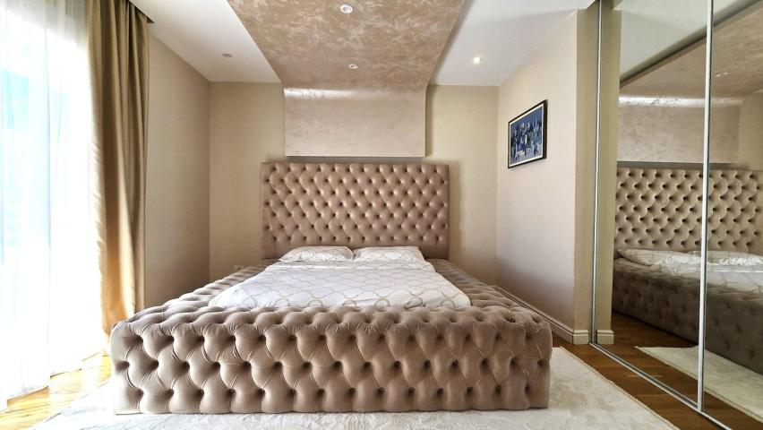 Dvosoban lux namješten stan, 96m2, City kvart, Podgorica