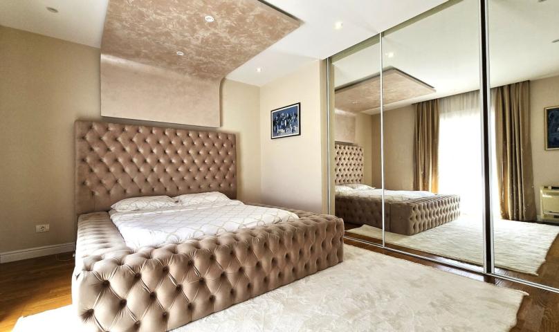 Dvosoban lux namješten stan, 96m2, City kvart, Podgorica