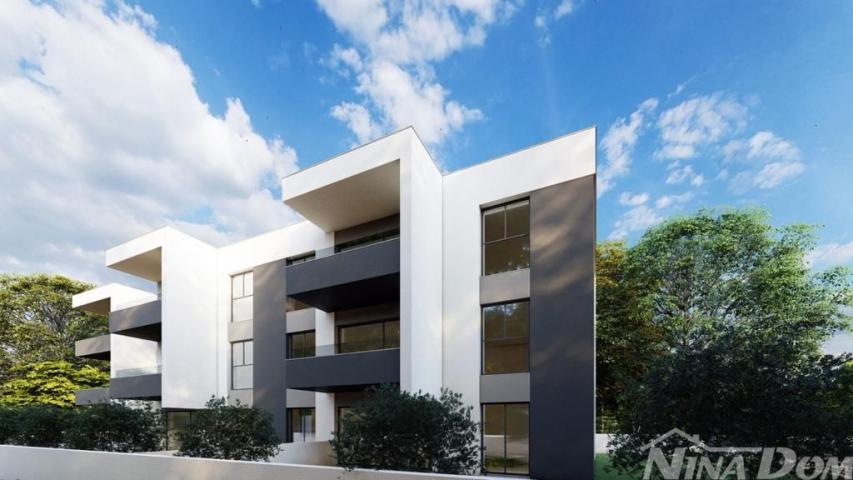 APARTMAN- PRIVLAKA NOVOGRADNJA- 250 met. OD MORA