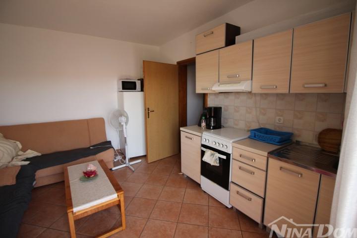 Blizina Jadro plaže, 1 kat, jednosobni apartman
