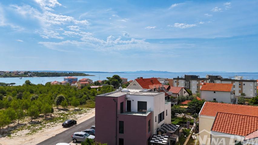 Apartman I Privlaka Dalmacija- treći red o mora