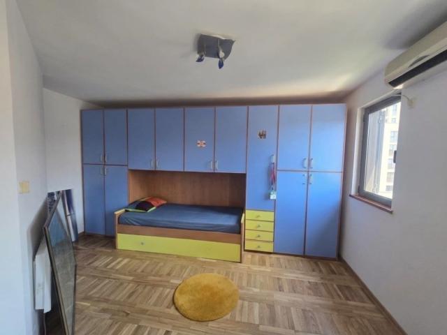 Großzügige 3-Zimmer-Maisonette-Wohnung in Rozino, Budva.