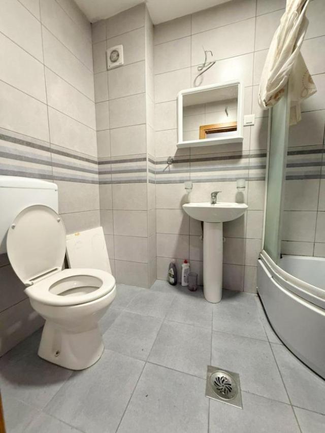 Dvosoban stan 57m2, Izdavanje, Podgorica