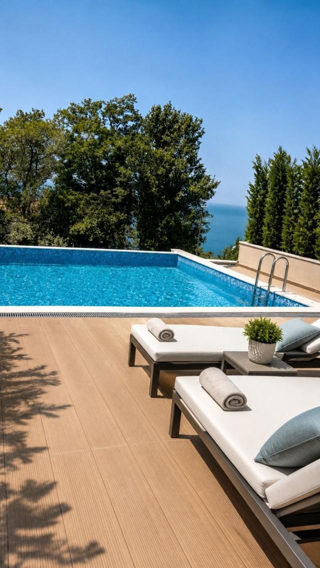 Townhouse luksuzna vila u ekskluzivnom kompleksu od 9 jedinica sa bazenom, garažom i panoramskim pog