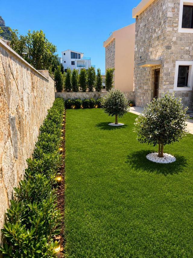 Townhouse luksuzna vila u ekskluzivnom kompleksu od 9 jedinica sa bazenom, garažom i panoramskim pog