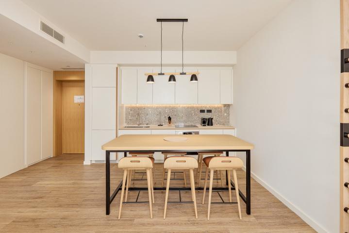 LUXURIOUS TWO BEDROOM APARTMENT