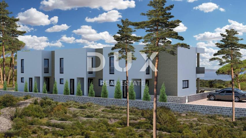 ŠIBENIK, VODICE - Kuća u nizu s bazenom S3
