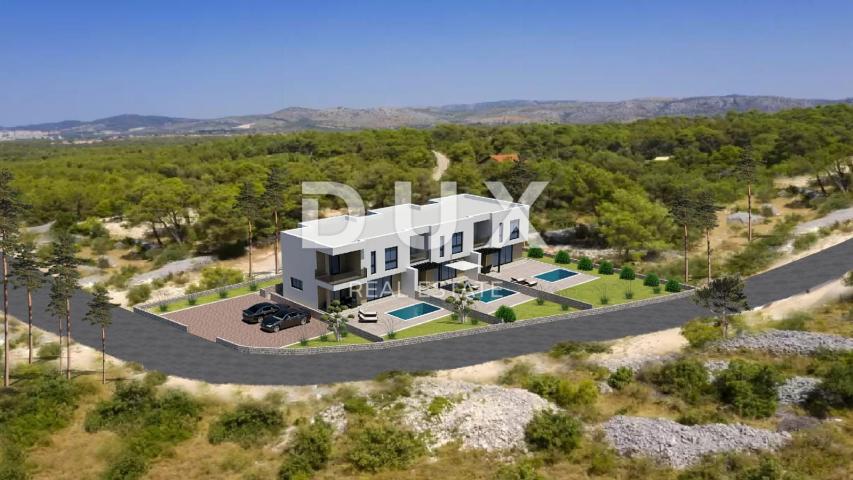 ŠIBENIK, VODICE - Kuća u nizu s bazenom S1