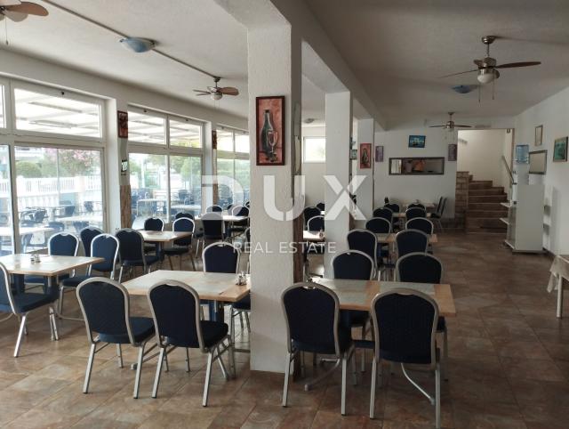 ZADAR, SABUNIKE - Hotel 200 meters from the sea! Nice job! Investment opportunity!