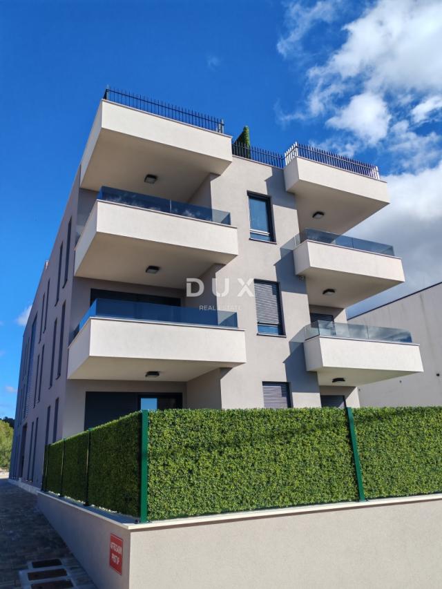 ZADAR, DIKLO - Top-class penthouse with sea view just 50 meters from the beach! S7