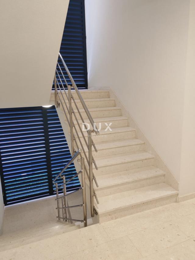 ZADAR, DIKLO - Top-class penthouse with sea view just 50 meters from the beach! S7