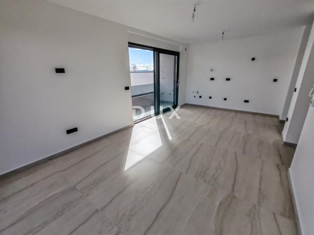 ZADAR, DIKLO - Top-class penthouse with sea view just 50 meters from the beach! S7