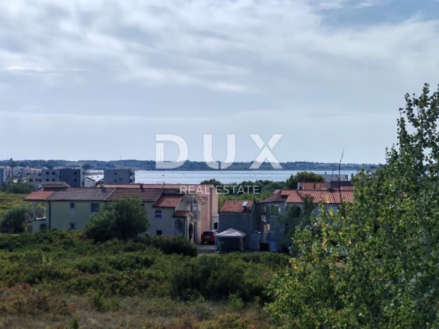 ZADAR, ZUKVE - Spacious semi-detached house with pool! New construction! AND