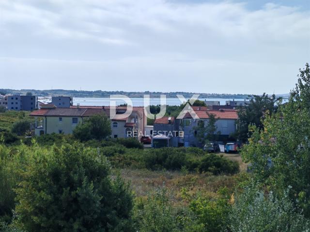 ZADAR, ZUKVE - Spacious semi-detached house with pool! New construction! B