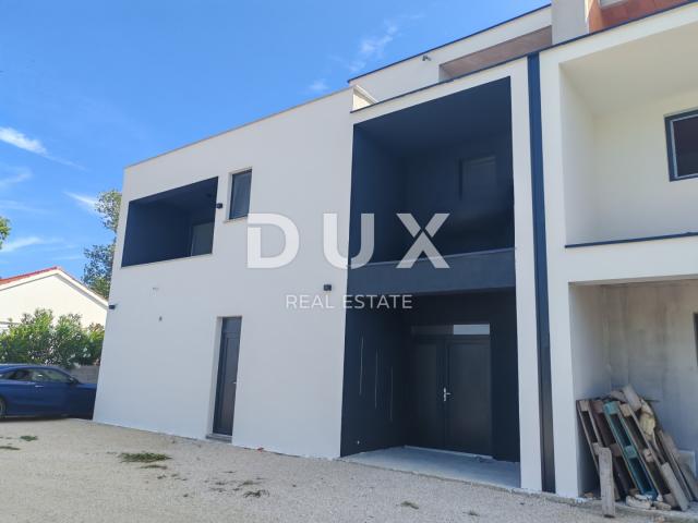 ZADAR, ZUKVE - Spacious semi-detached house with pool! New construction! B